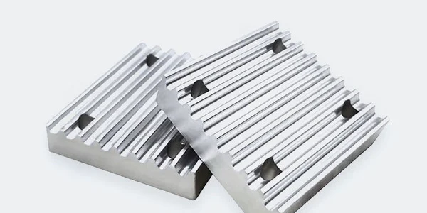 Timing belt clamping plates